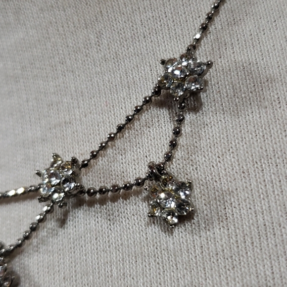 [5/$25] Beautiful Starry Floral Rhinestone Necklace - Picture 3 of 4